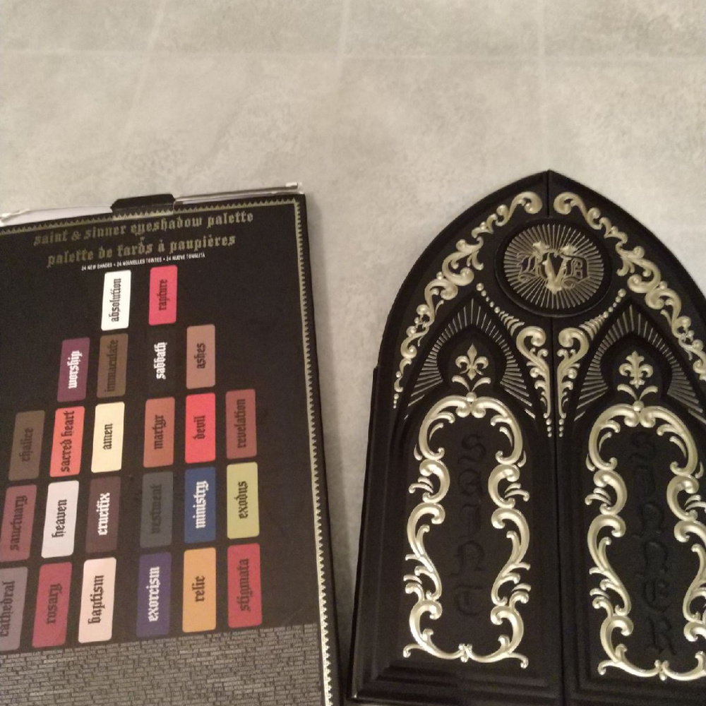 Kat Von D Saint and Sinner Palette